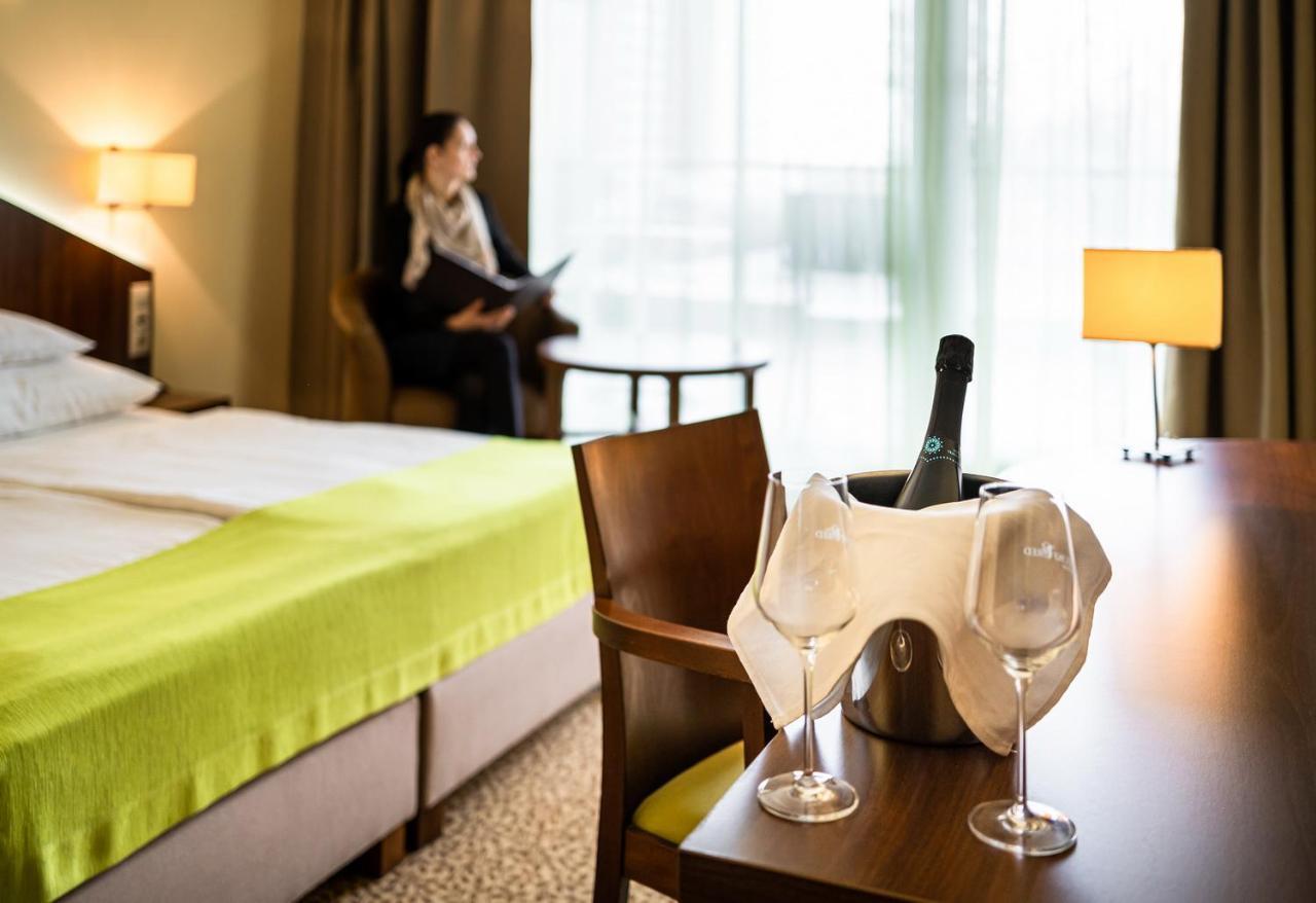 Hotel Margareta Балатонфюред Экстерьер фото