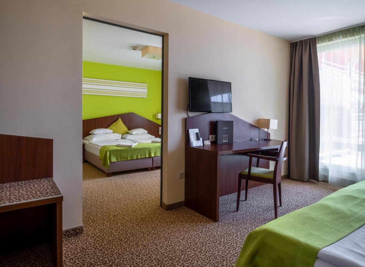 Hotel Margareta Балатонфюред Экстерьер фото